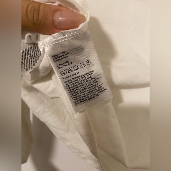 H&M Basic Tee - M - Picture 4 of 4